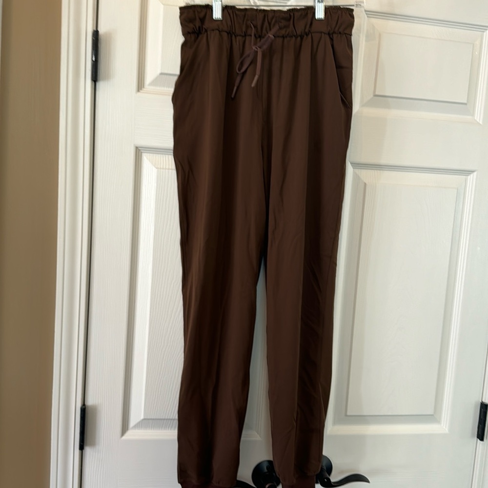 Brown women lululemon pants